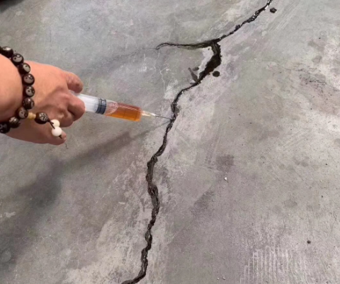 东莞混凝土裂缝修补技术详解​